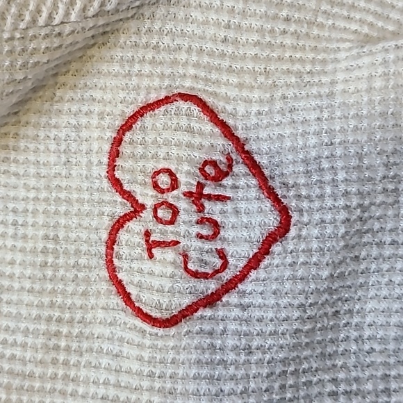 ♡ Carter's TOO CUTE 2pc Valentines Set - Picture 9 of 9